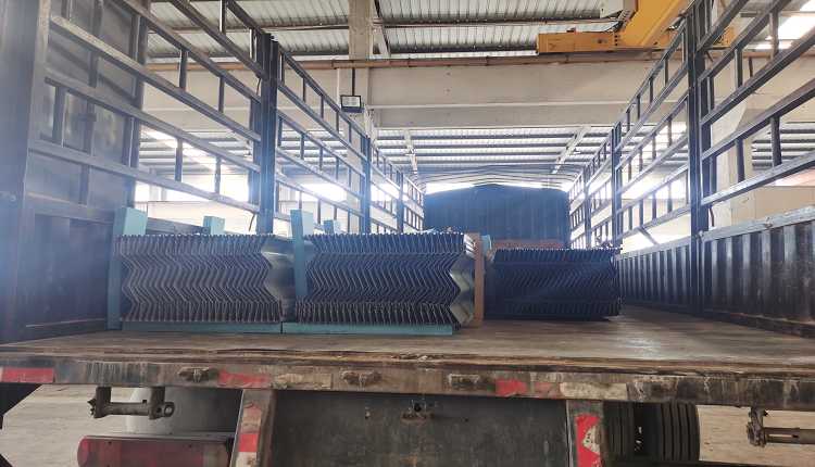 長(zhǎng)城汽車項(xiàng)目墻面YX58-311彩鋼瓦，氟碳YX58-311彩鋼瓦